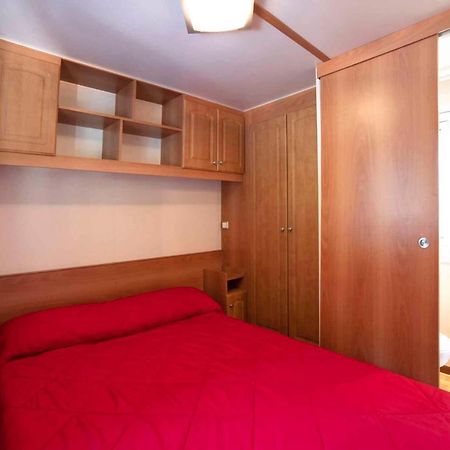 Mobilehomes In Pieve Vecchia - Norditalienische Seen 22044 Манерба-дель-Гарда Экстерьер фото