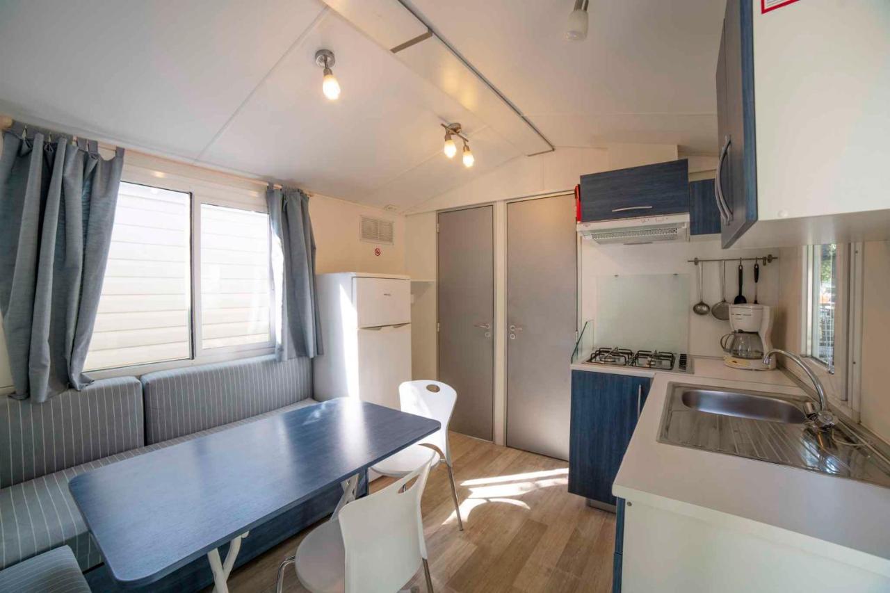 Mobilehomes In Pieve Vecchia - Norditalienische Seen 22044 Манерба-дель-Гарда Экстерьер фото